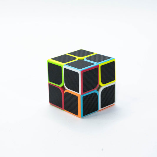 Cubo de Rompecabezas 2x2 con Diseño de Fibra de Carbono